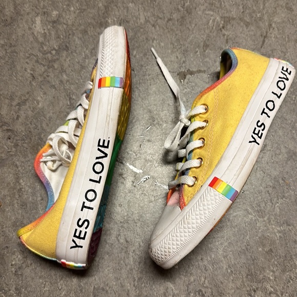 Custom converse 🌈 sneaker - Picture 4 of 5